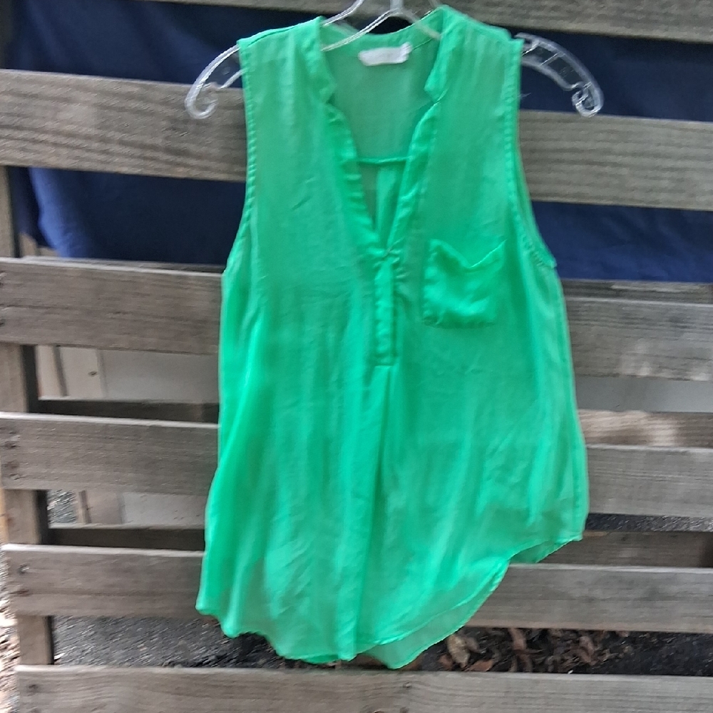 Lush Vibrant Green Sleeveless Blouse